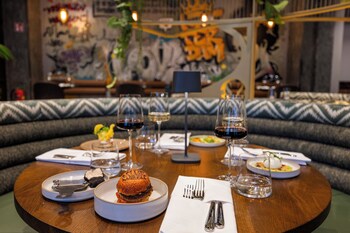 fletcher boutique hotel slaak rotterdam