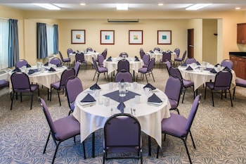 doubletree by hilton salem