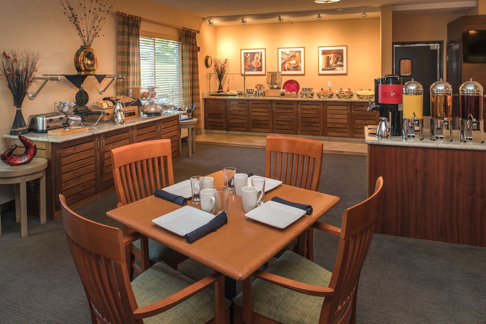 doubletree by hilton salem