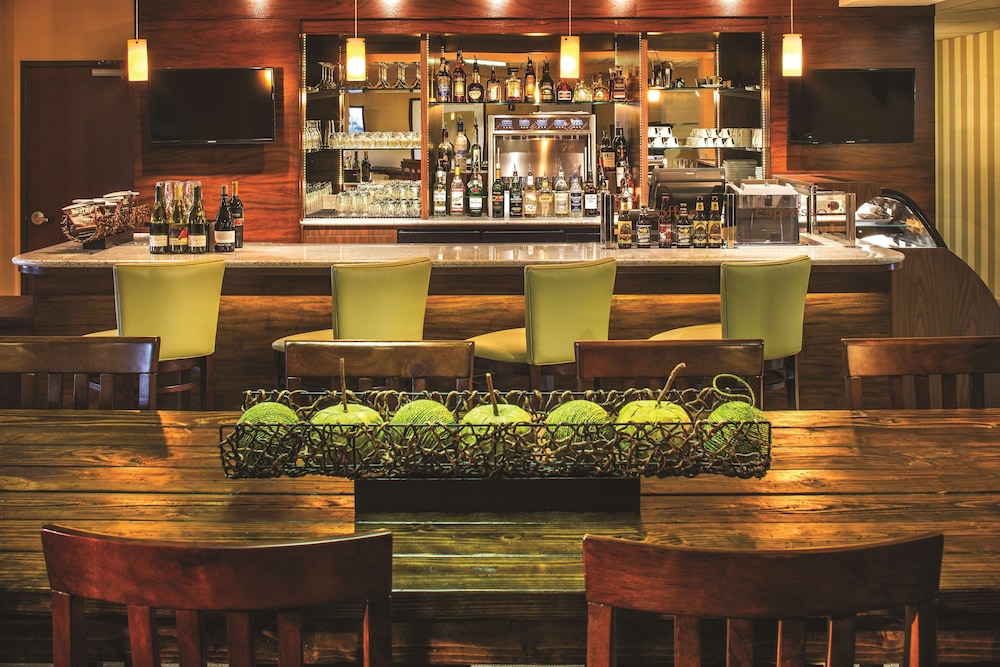 doubletree by hilton salem