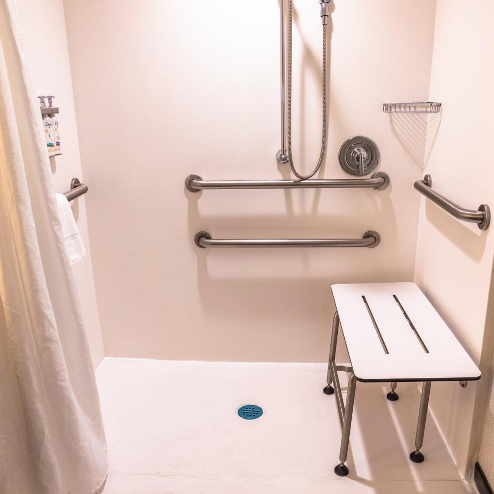 holiday inn and suites oakland airport by ihg