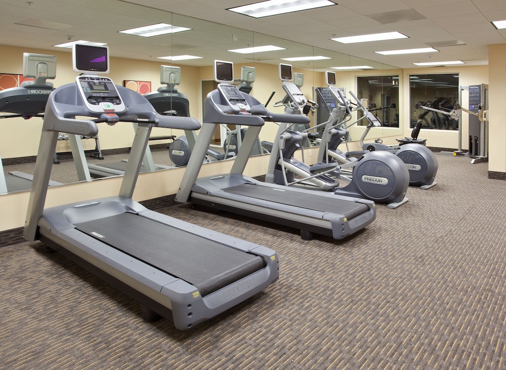 holiday inn and suites oakland airport by ihg