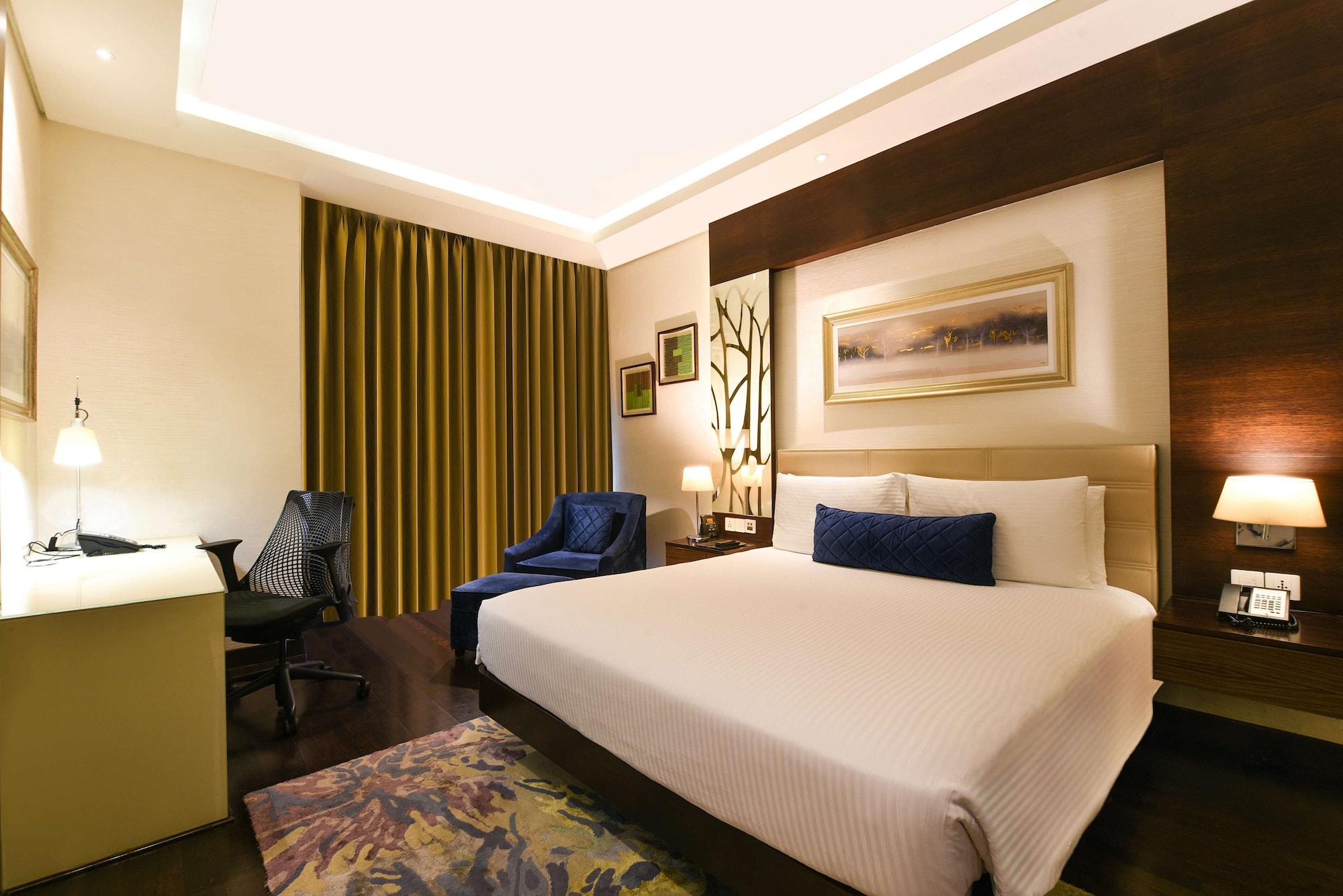 Doubletree By Hilton Gurugram Baani Square,,5 star