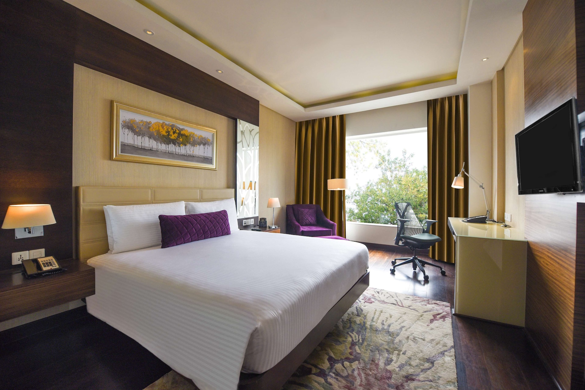 Doubletree By Hilton Gurugram Baani Square,,5 star
