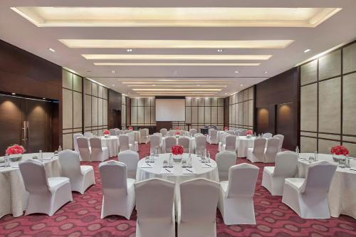 Doubletree By Hilton Gurugram Baani Square,,5 star