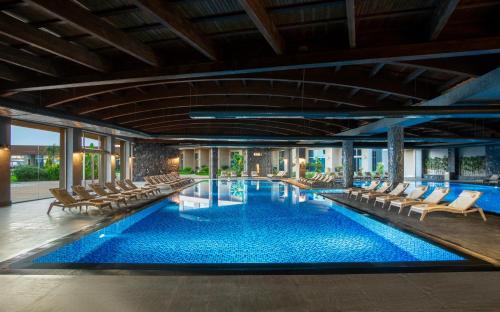 elexus hotel resort and spa