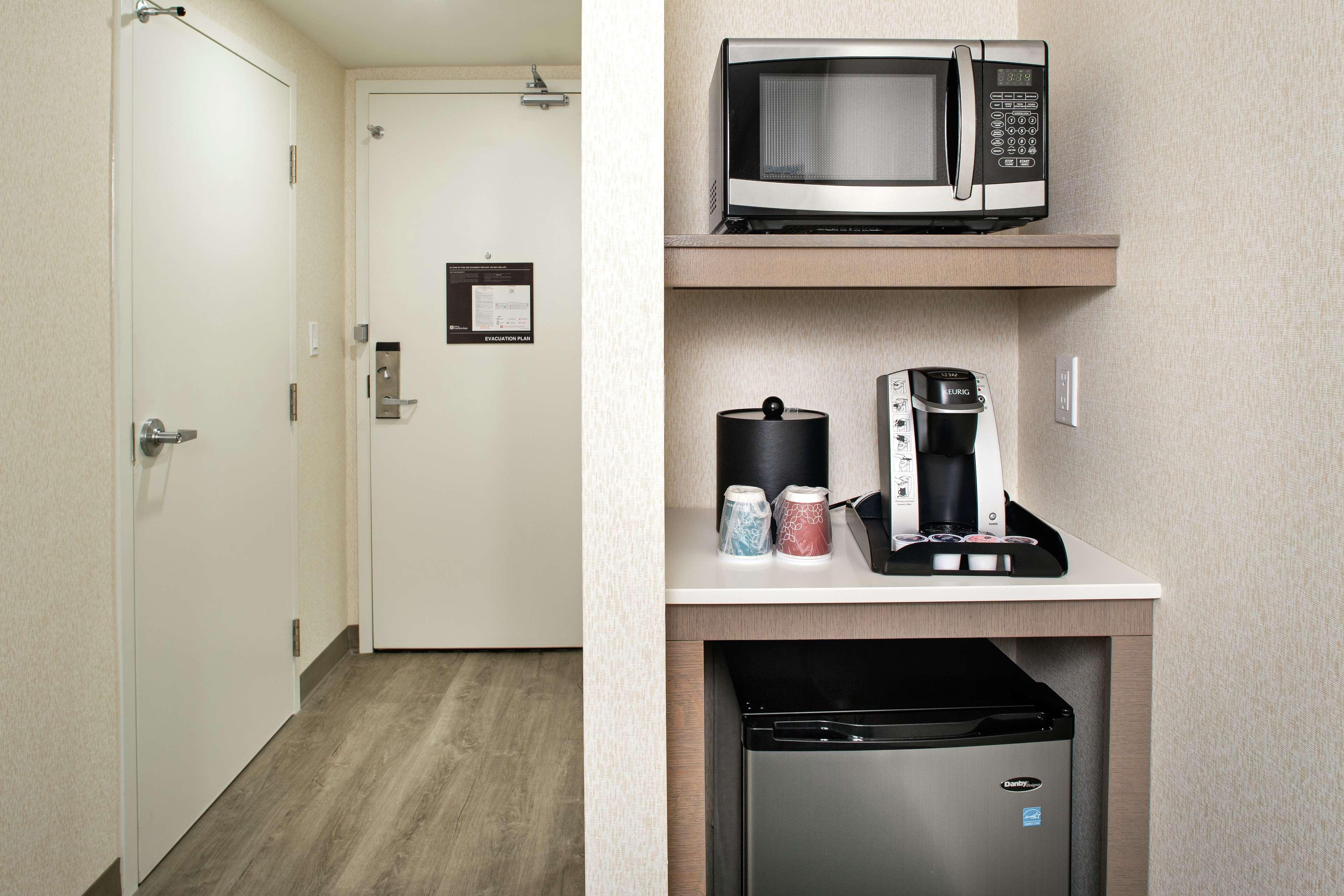 hilton garden inn toronto oakville