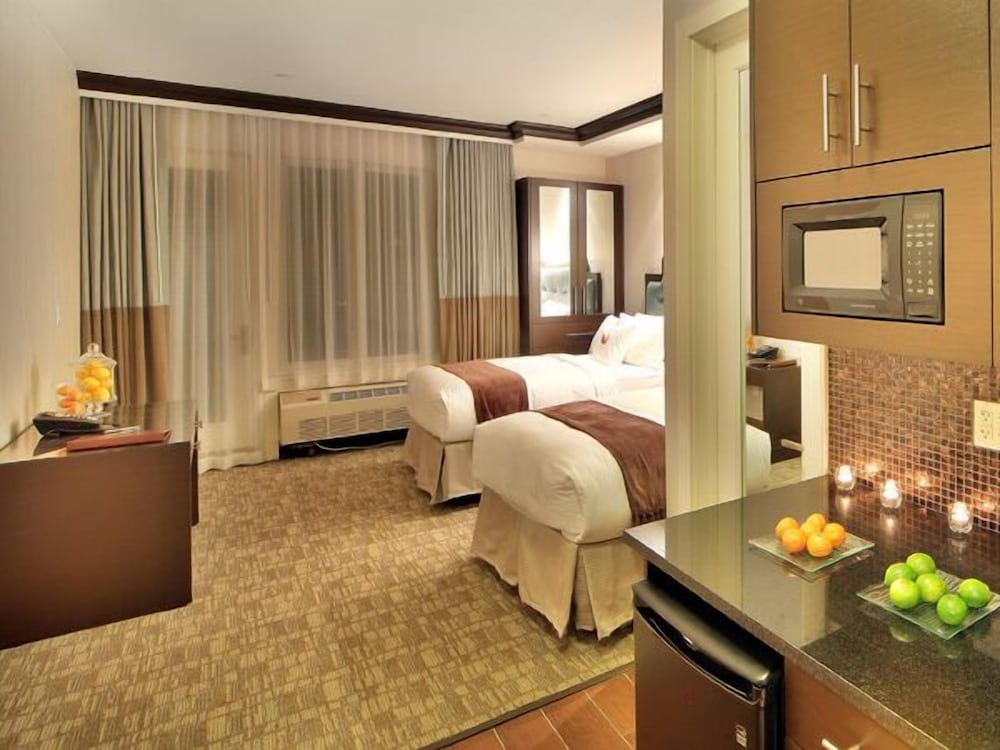 condor hotel by luxurban