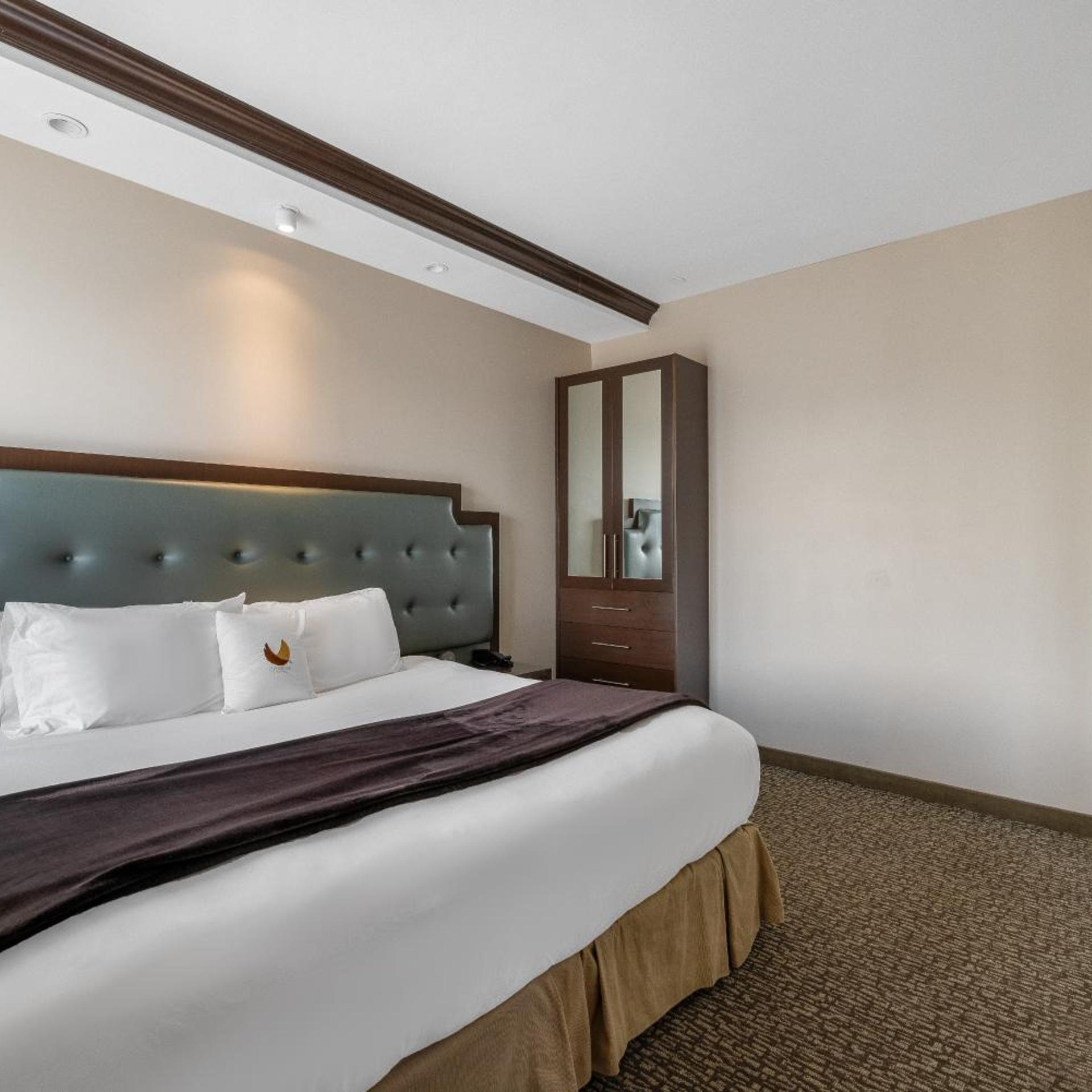 condor hotel by luxurban