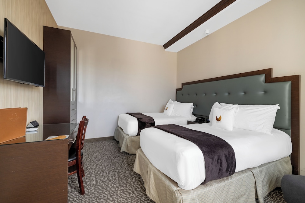 condor hotel by luxurban