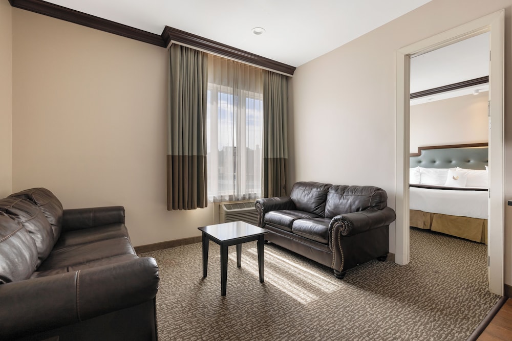 condor hotel by luxurban