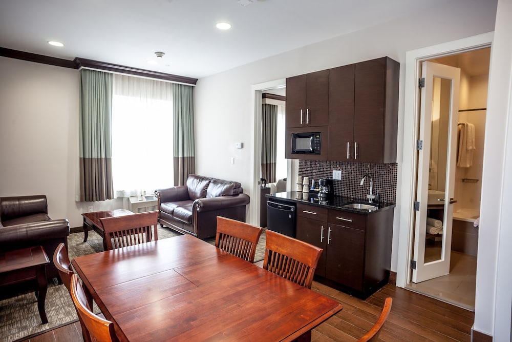 condor hotel by luxurban