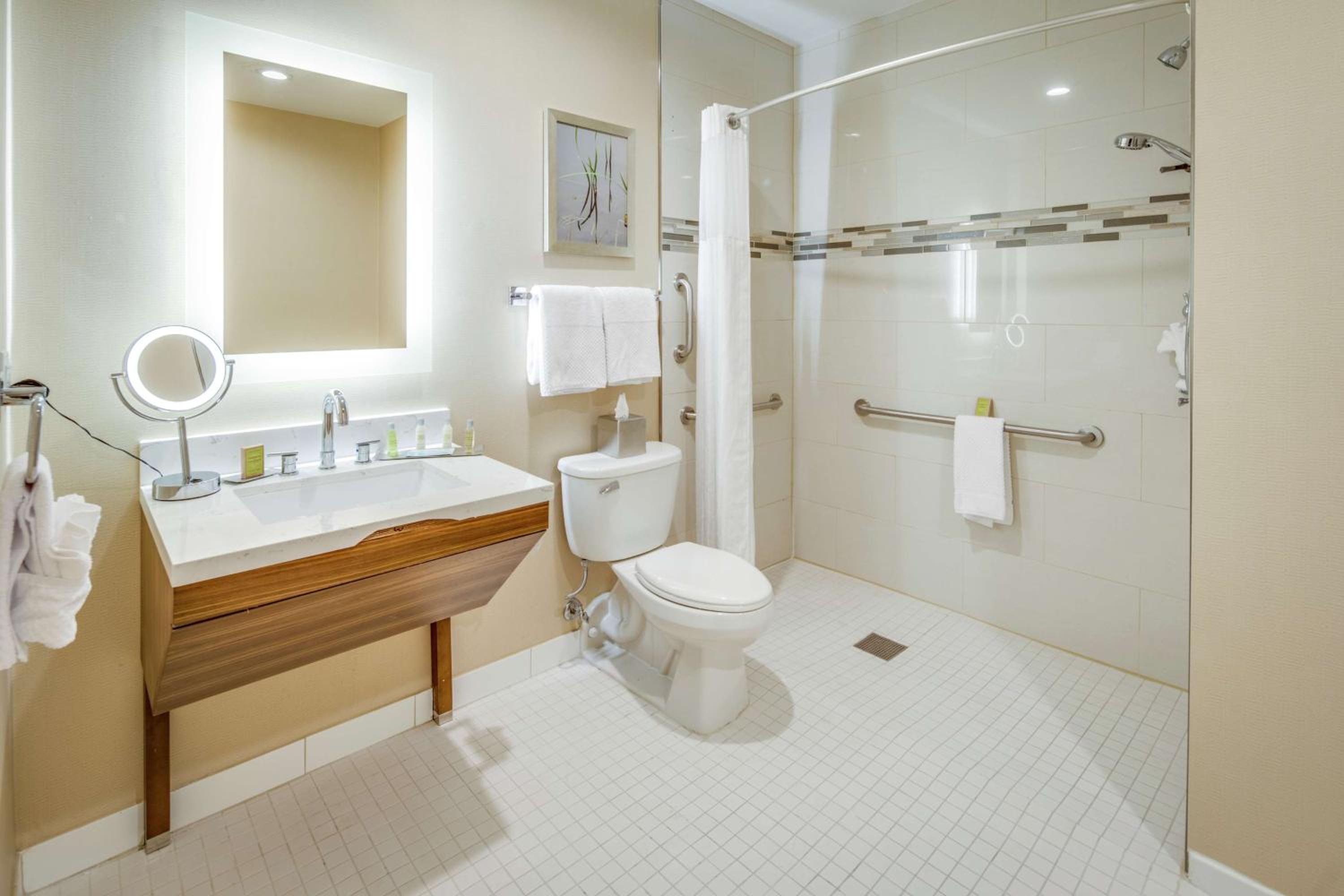 doubletree by hilton huntington