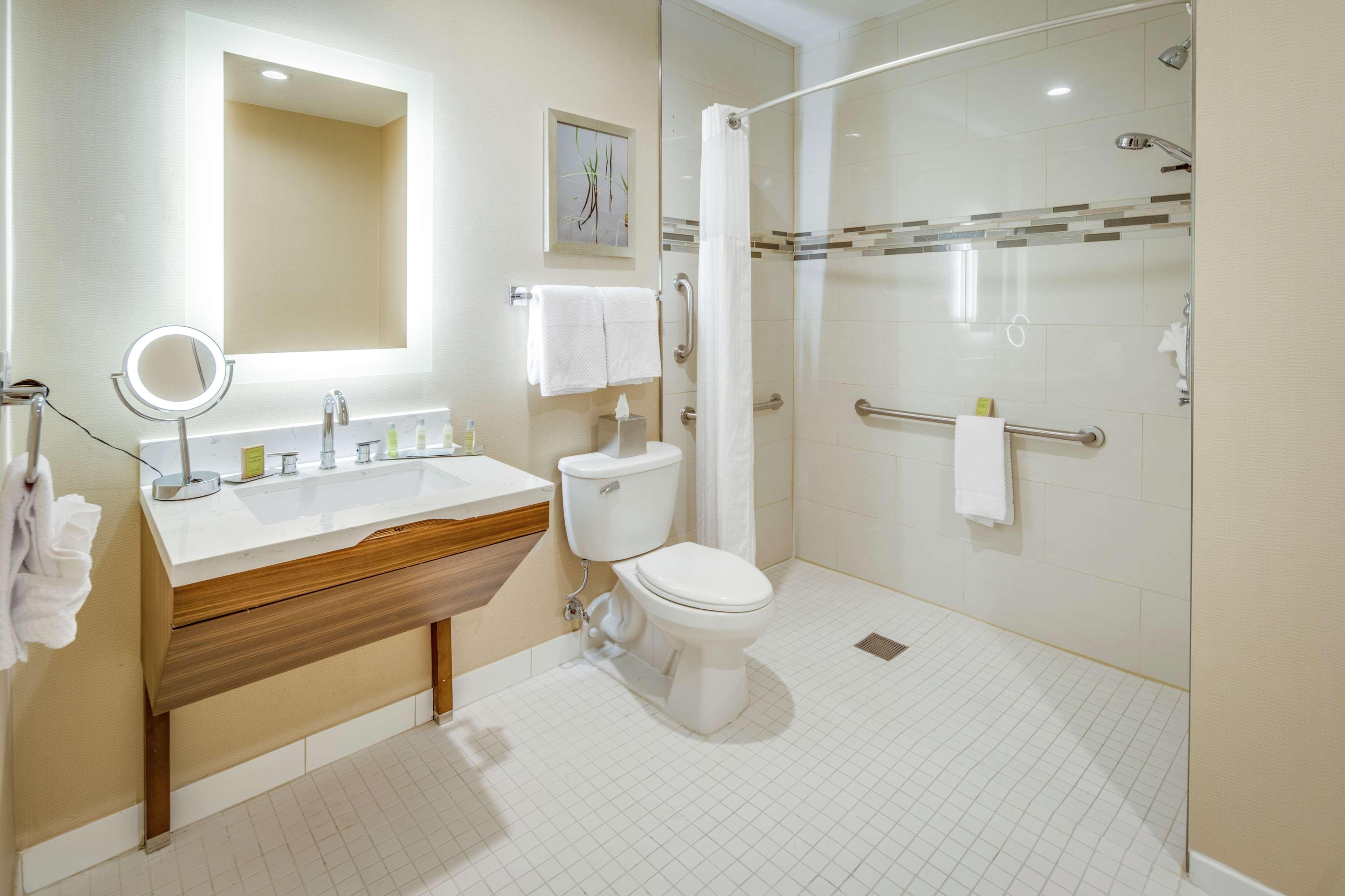 doubletree by hilton huntington