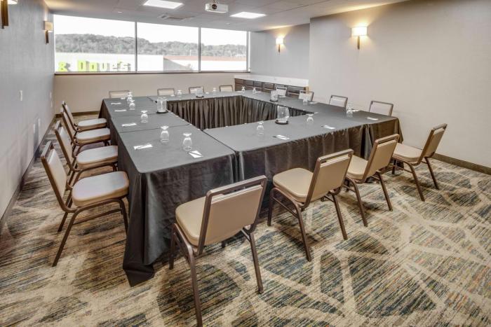 doubletree by hilton huntington