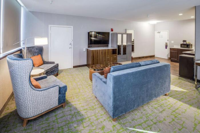 doubletree by hilton huntington