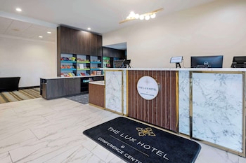 the lux hotel and conference center ascend hotel collection