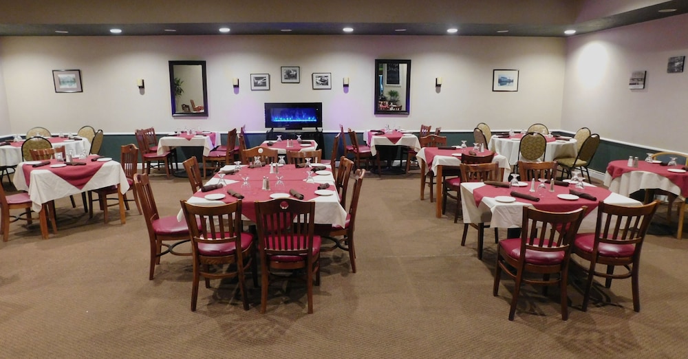 the lux hotel and conference center ascend hotel collection