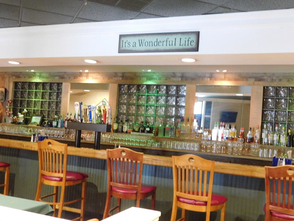 the lux hotel and conference center ascend hotel collection