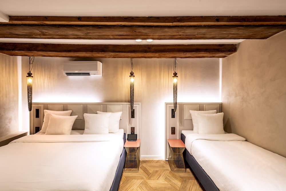 mister highland hotel