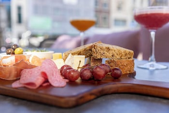 mister highland hotel