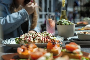 mister highland hotel