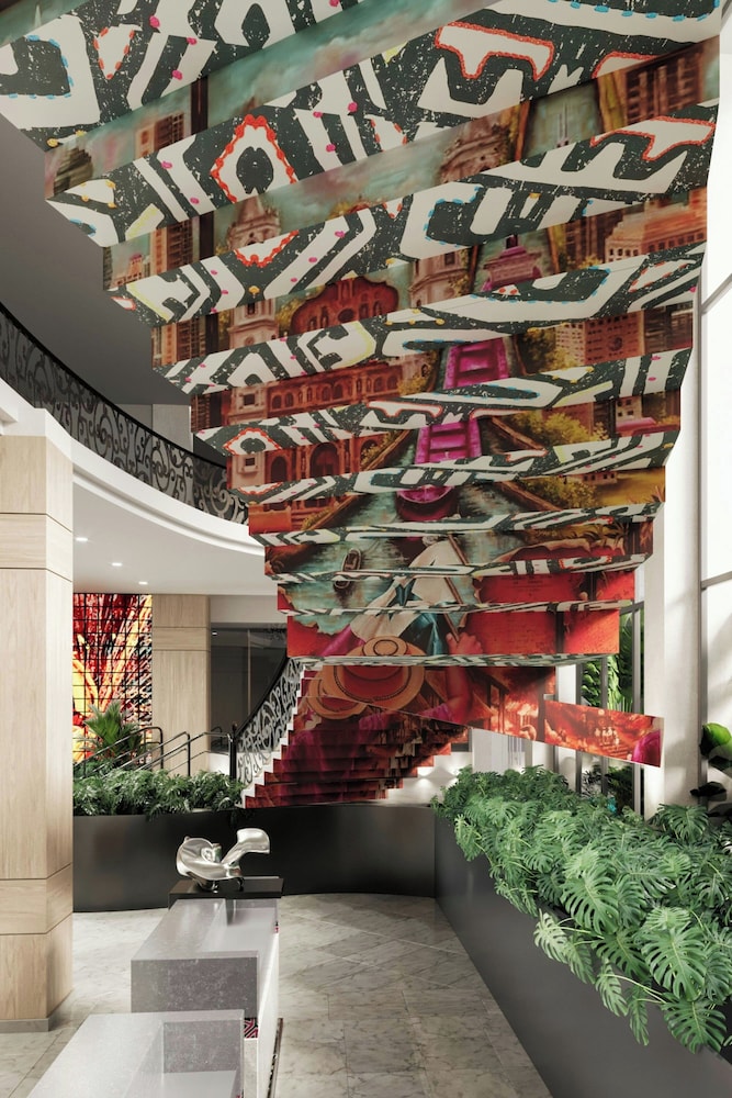 renaissance panama city hotel