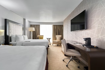 renaissance panama city hotel