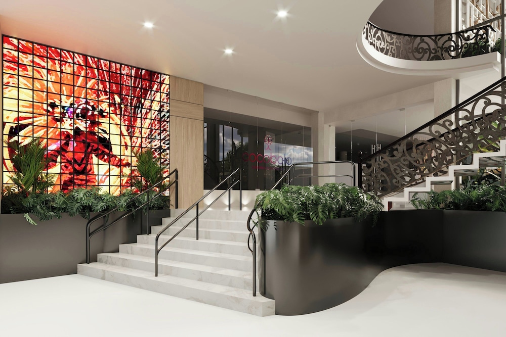 renaissance panama city hotel