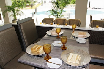 renaissance panama city hotel