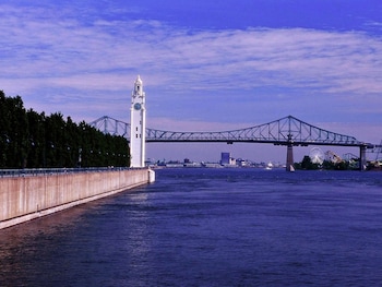 novotel montreal aeroport