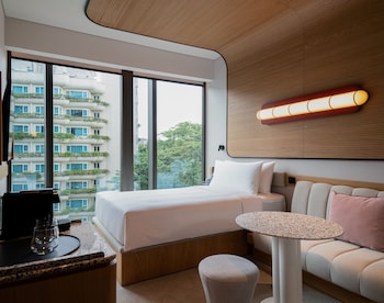 the standard singapore