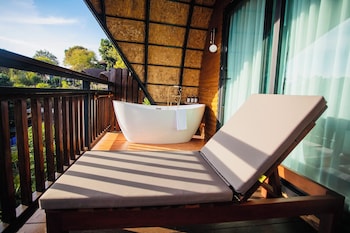 Bakantiang Resort,,3 star