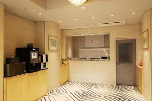 el tower hotel