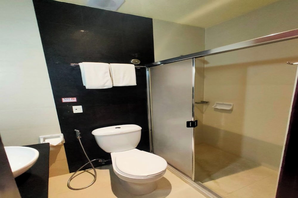 hotel centro puerto princesa near airport