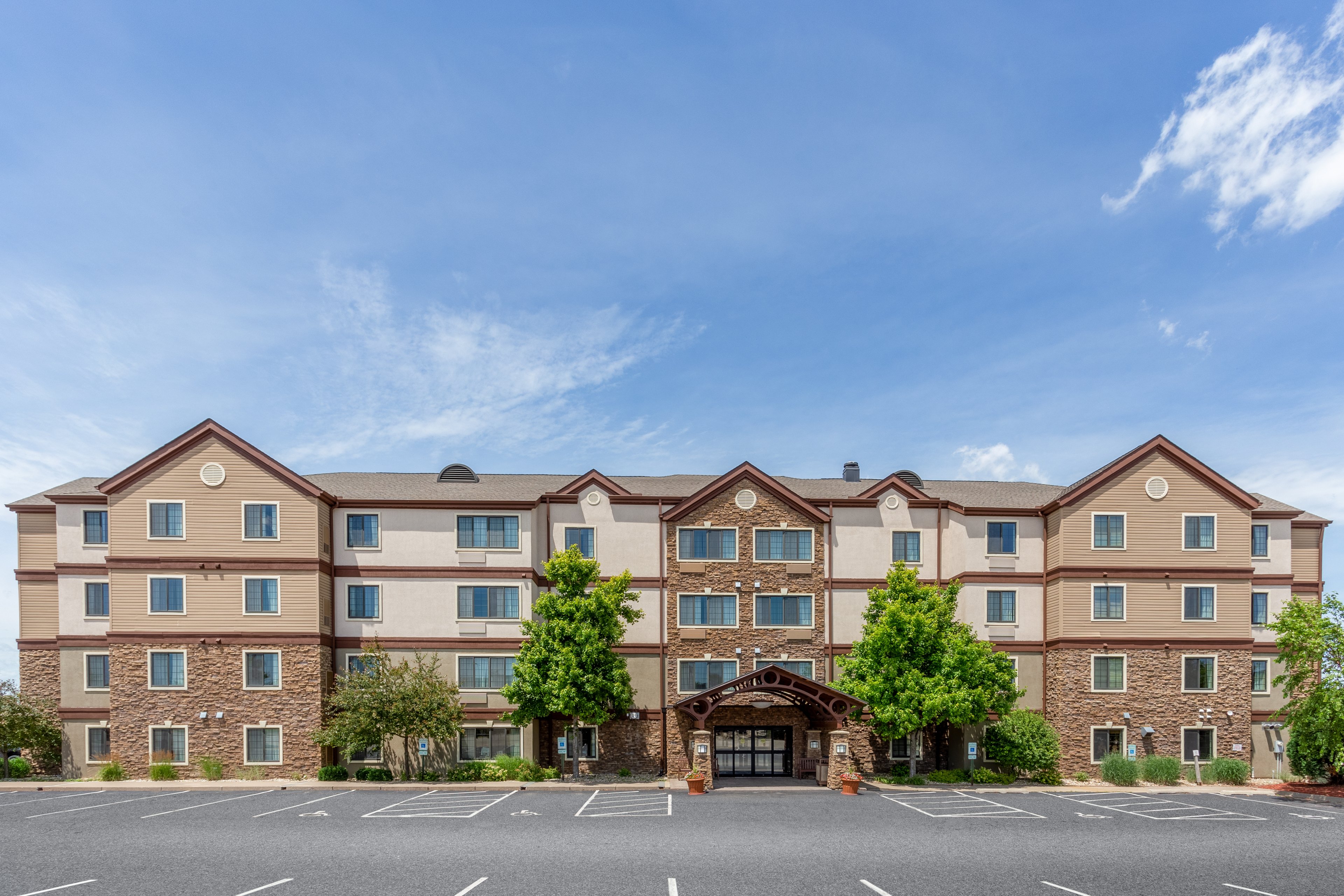 staybridge suites davenport by ihg