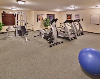 Staybridge Suites Davenport By Ihg,Blue Grass>>Bettendorf,3 star