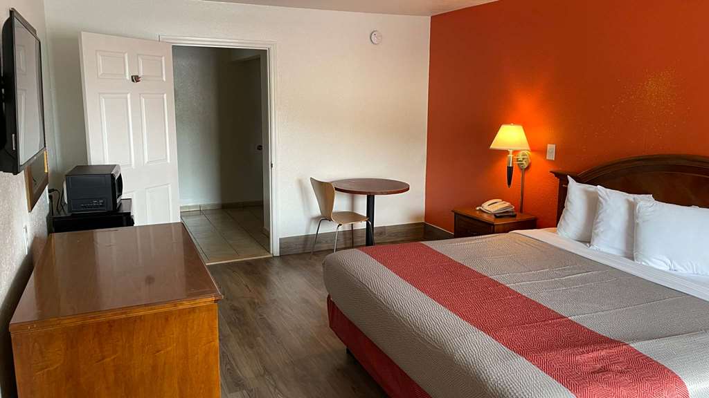 motel 6 pooler ga savannah airport