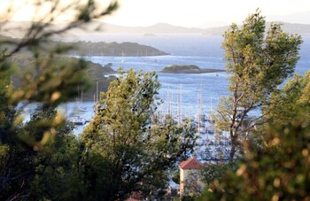 hyeres