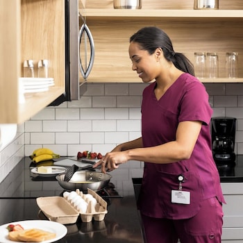 Candlewood Suites Decatur Medical Center By Ihg,Decatur>>Dallas,3 star