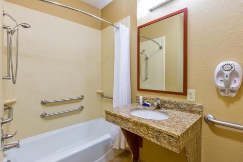 candlewood suites decatur medical center by ihg