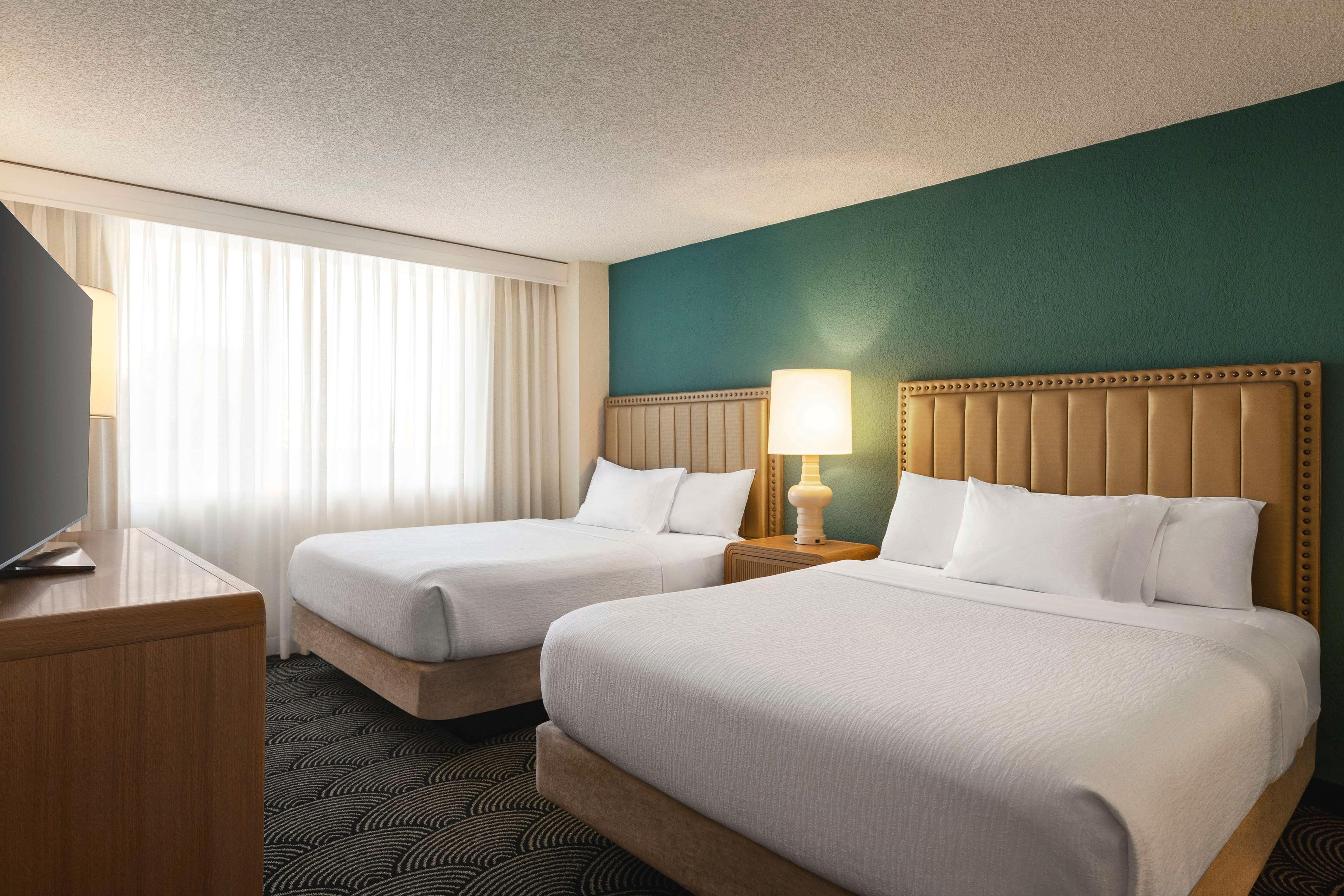 embassy suites by hilton deerfield beach resort and spa