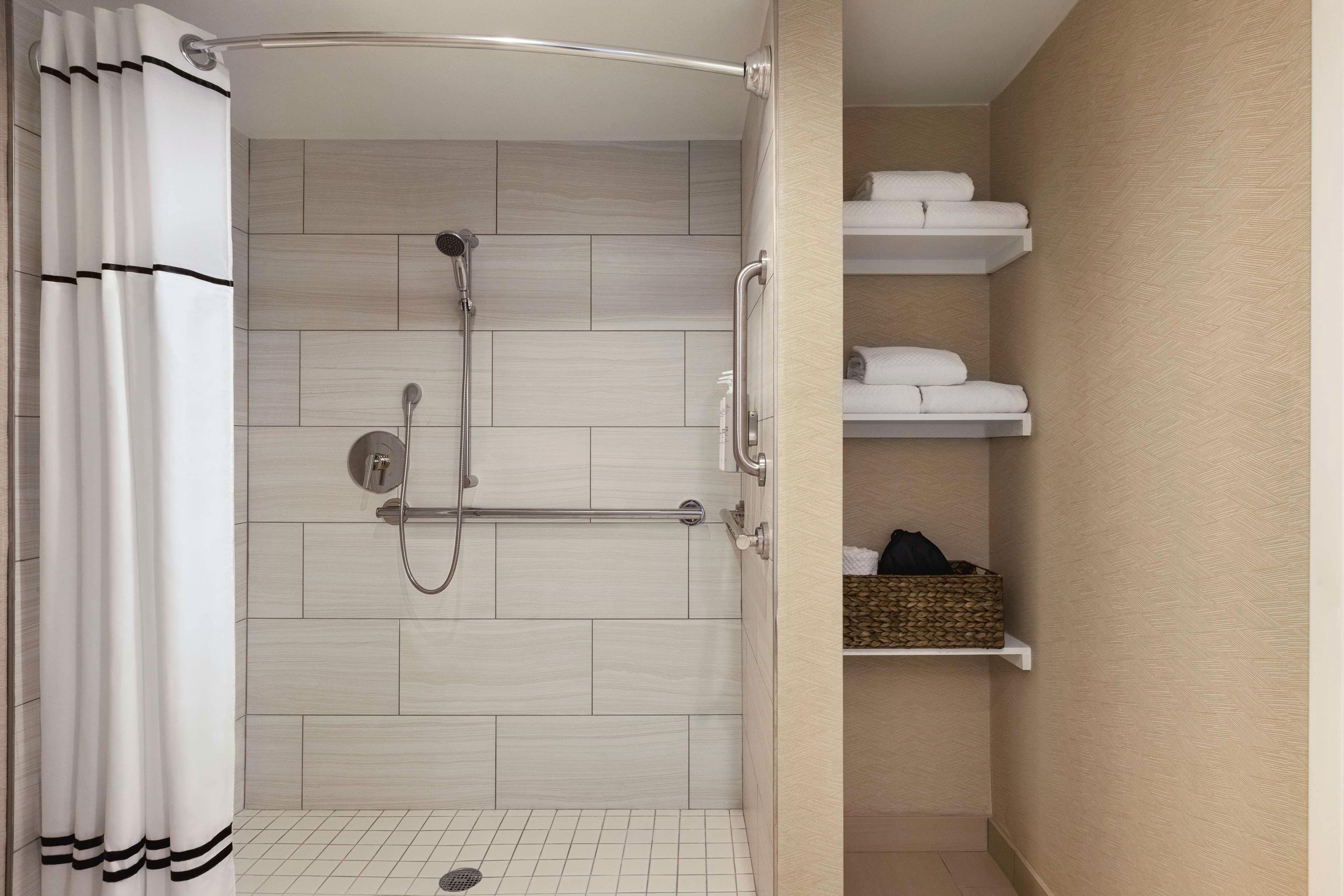embassy suites by hilton deerfield beach resort and spa