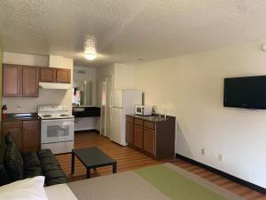 Motel 6 Longview, Tx - North,Texas>>Longview,2 star