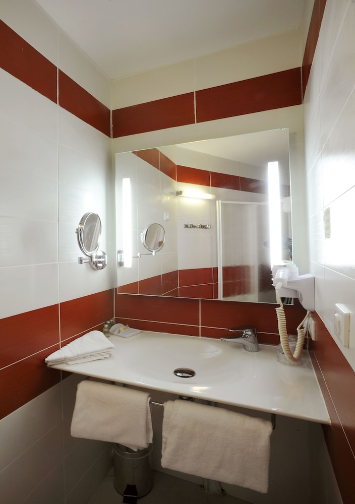 the originals city hotel des arenes saintes
