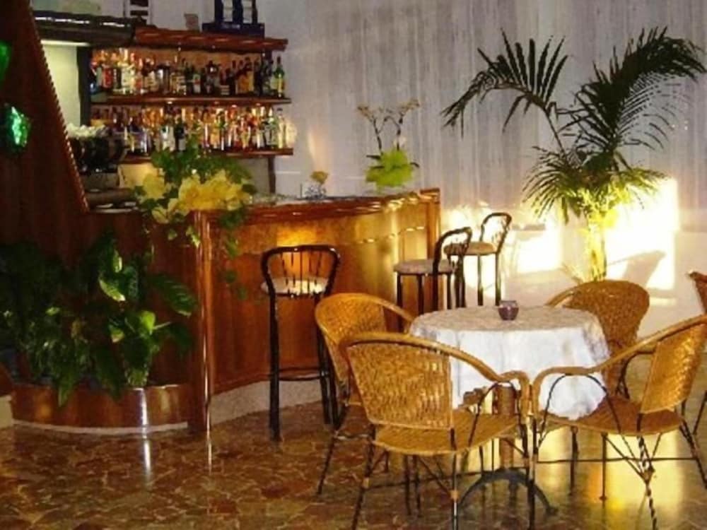 hotel la rosa del tirreno