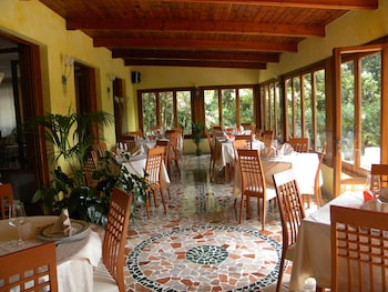hotel la rosa del tirreno