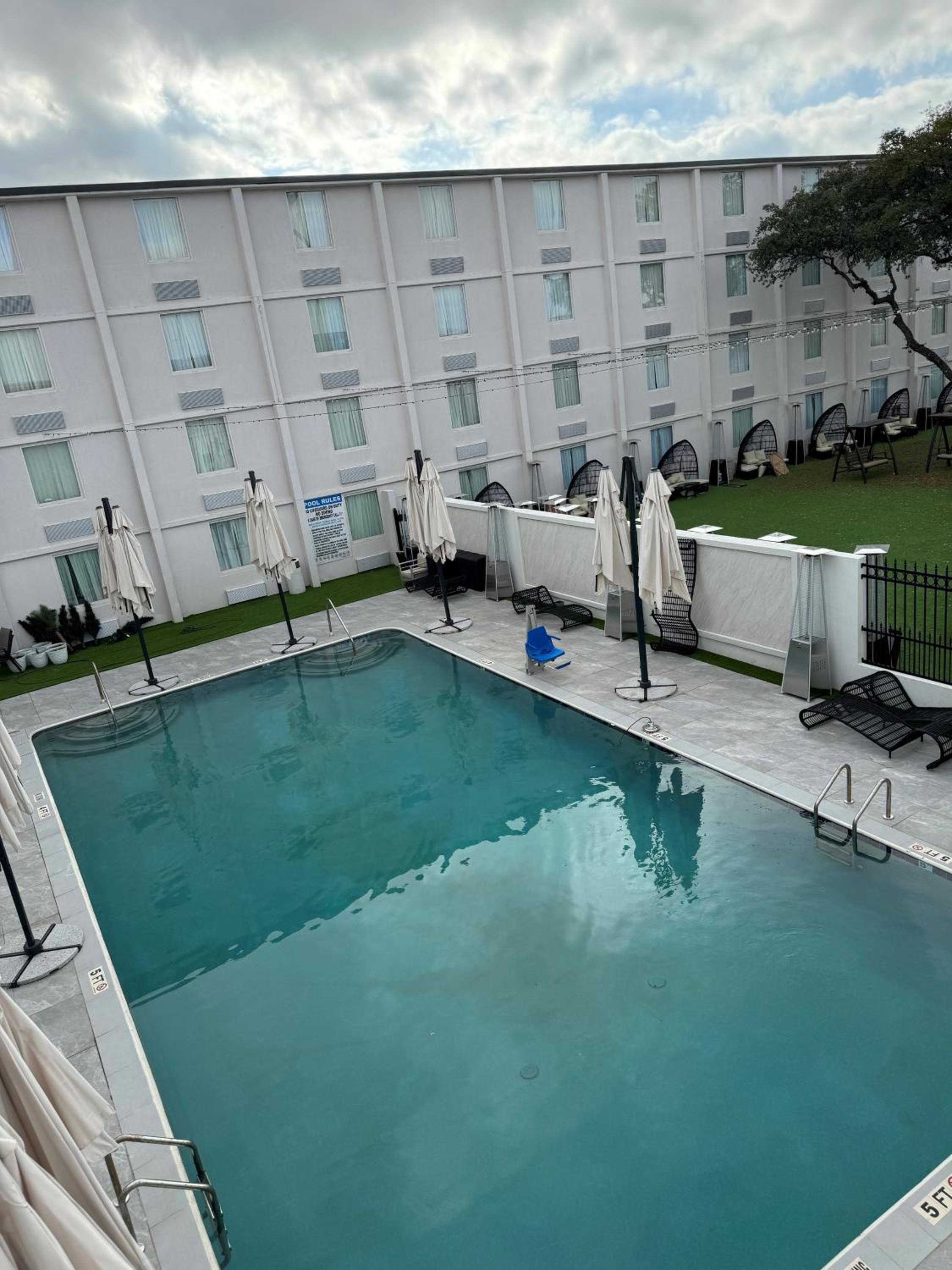 wyndham dfw airport