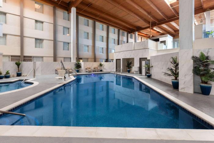 wyndham dfw airport