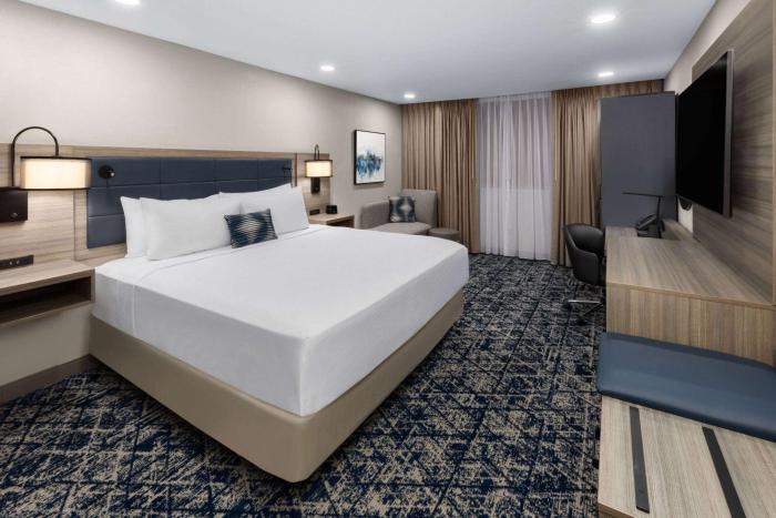 wyndham dfw airport
